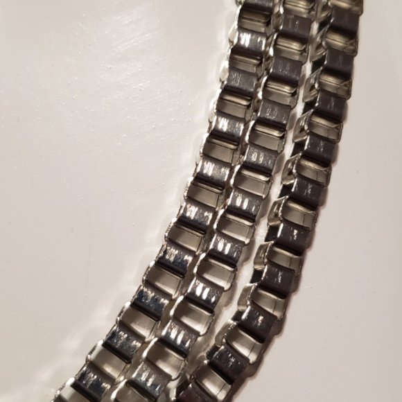 Multi Strand Necklace Silver Tone Links 20" - Picture 3 of 4